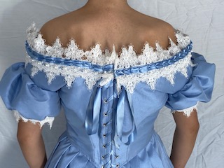 dress 10